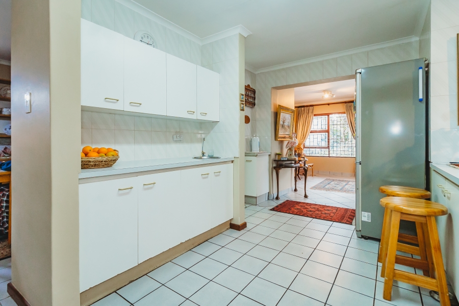 4 Bedroom Property for Sale in Loerie Park Western Cape